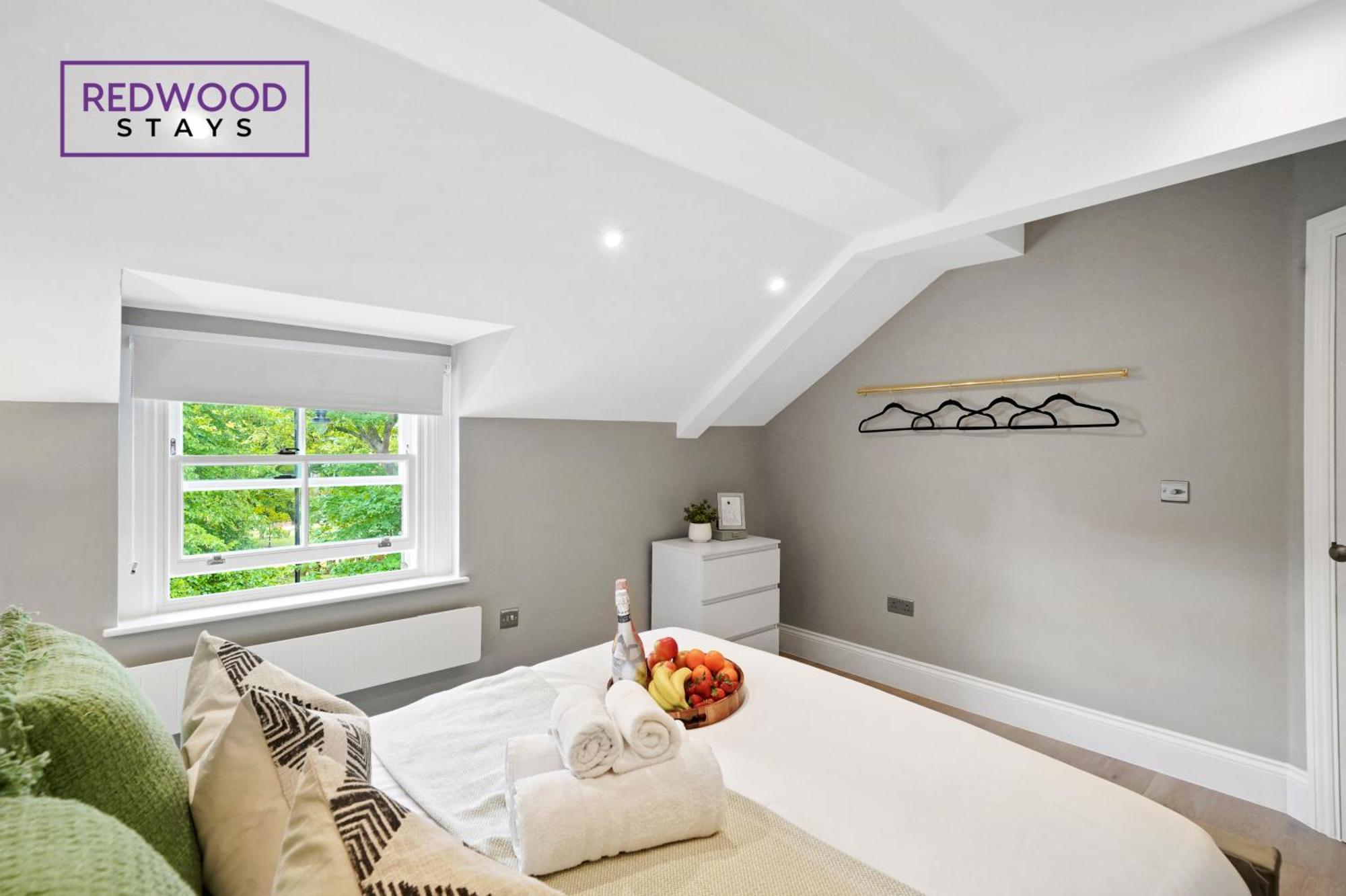 Top Quality 2 Bed 1 Bath Apartments For Contractors By Redwood Stays เรดดิ้ง ภายนอก รูปภาพ
