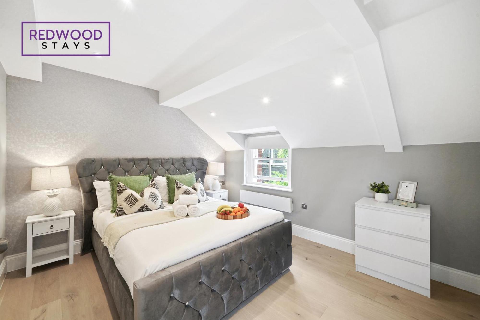 Top Quality 2 Bed 1 Bath Apartments For Contractors By Redwood Stays เรดดิ้ง ภายนอก รูปภาพ