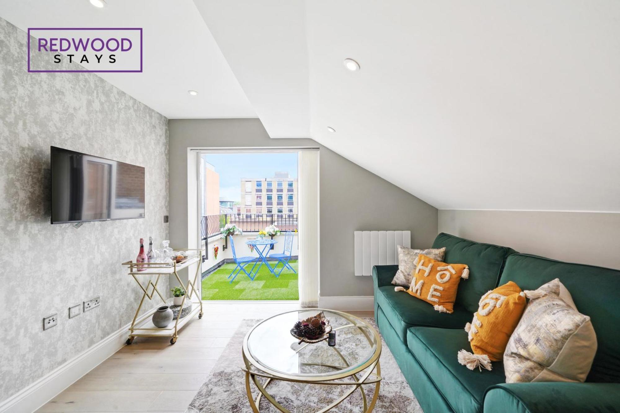 Top Quality 2 Bed 1 Bath Apartments For Contractors By Redwood Stays เรดดิ้ง ภายนอก รูปภาพ